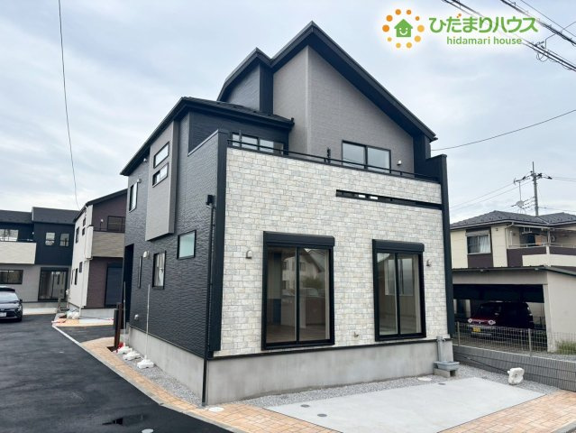 鴻巣市本町7丁目　新築一戸建て　ブルーミングガーデン　03