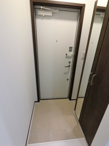 プラザドゥシャレーの玄関