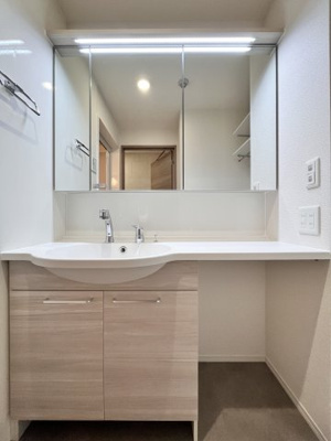 【洗面所】 | Liberty Island