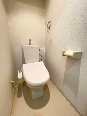 ジュネスブランドールのトイレ