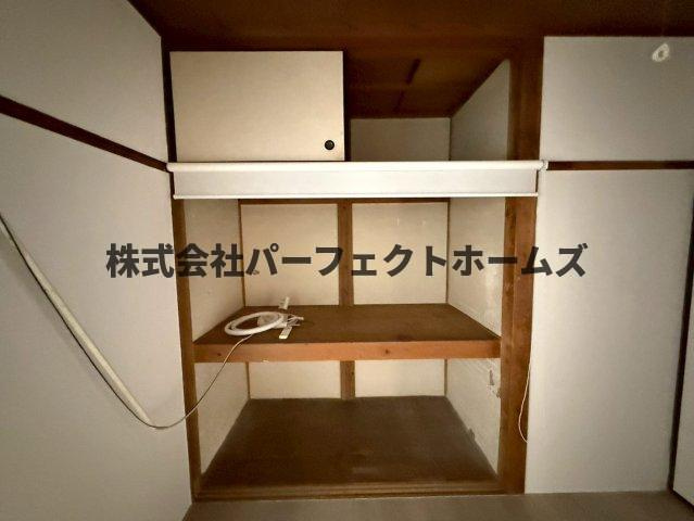 出口5丁目戸建　賃貸の収納|こまごまとしたものを収納できそうですね