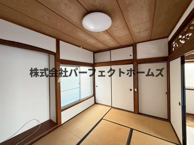出口5丁目戸建　賃貸の和室|趣のある和室です