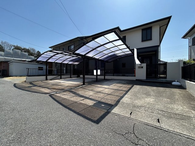 幸田町菱池の駐車場