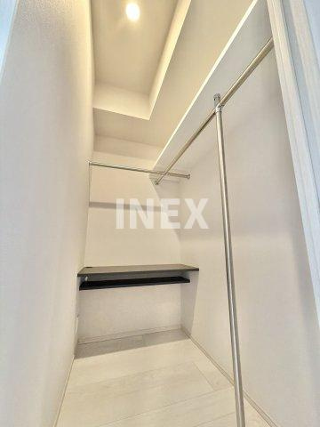 横浜市中区弁天通１丁目の賃貸マンションの収納