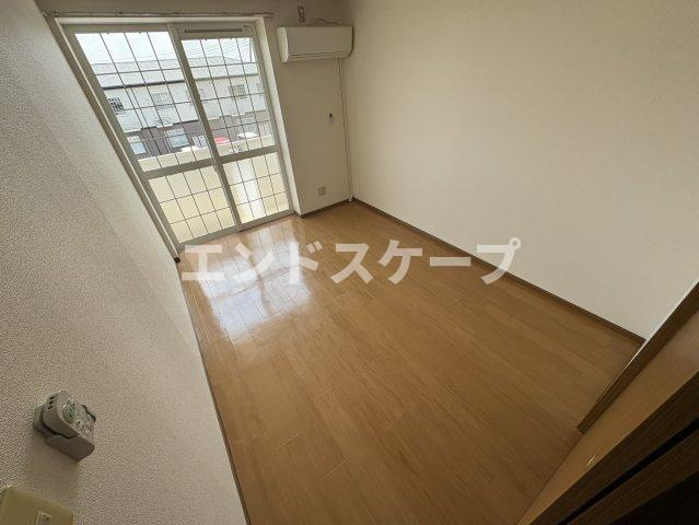 リヴィエールＡの居間・リビング|高崎、前橋のお部屋探しはエンドスケープまで！お客様の理想お聞かせ下さい♪