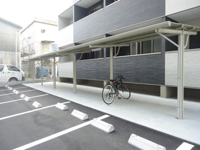 【その他共用部分】 | 月光福山三吉町 | 屋根付き駐輪場