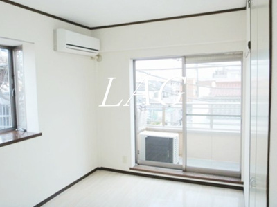 【居間・リビング】 | グランコート | 洋室のお部屋です。