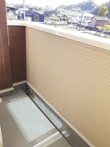 【バルコニー】