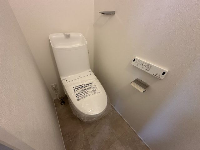 神戸市垂水区小束山2丁目新築戸建1号地のトイレ