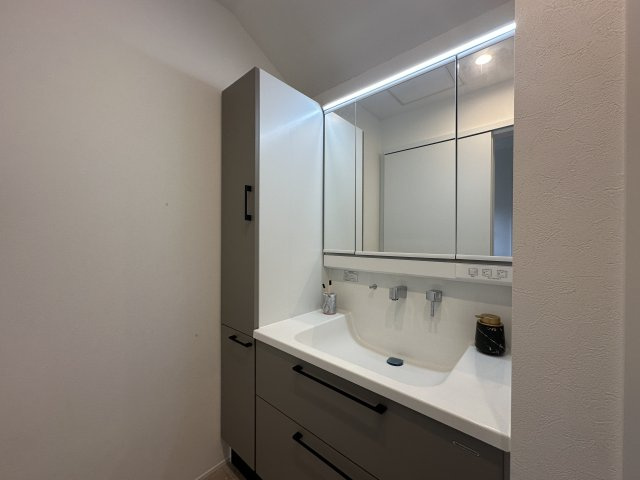 神戸市垂水区小束山2丁目新築戸建1号地の独立洗面台