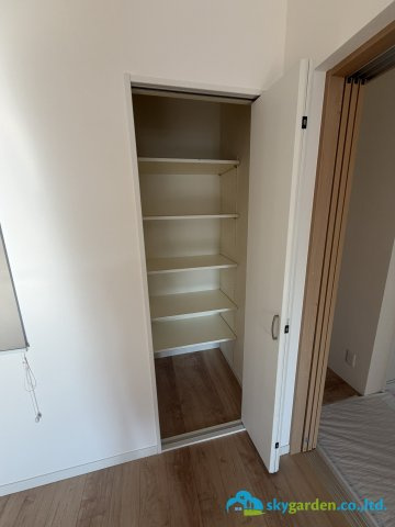 平塚市岡崎　中古戸建の収納