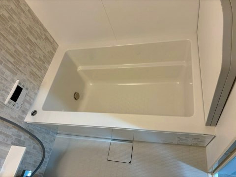 エス．フィールド奏の浴室