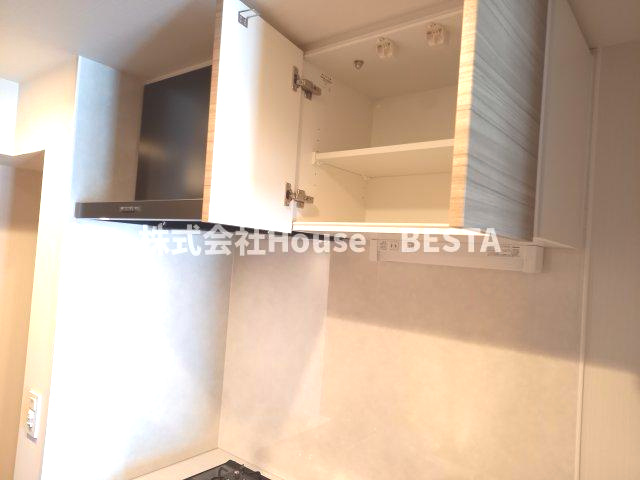 レジュールアッシュ神戸湊川公園のキッチン