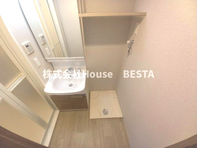 レジュールアッシュ神戸湊川公園の洗面所