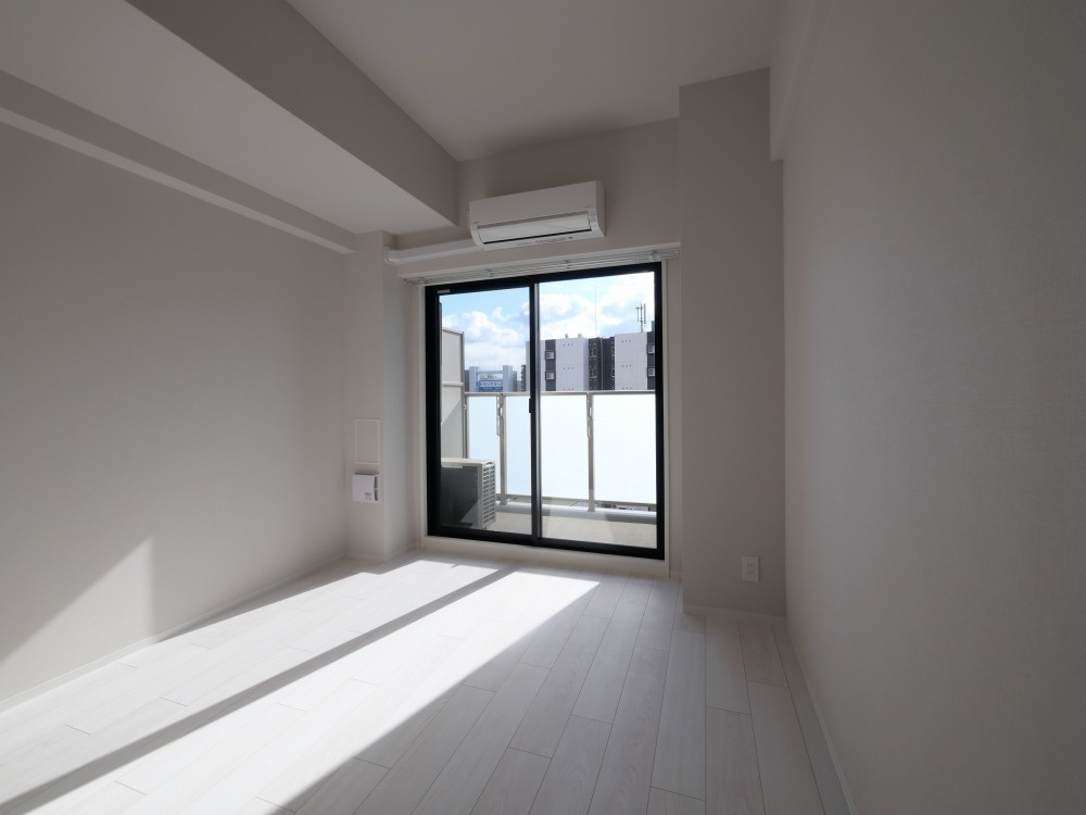 リヴェント難波ウエストの居間・リビング