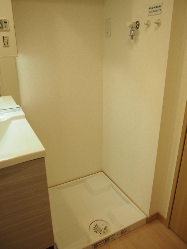 ルーブル市ヶ谷