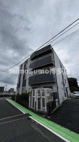 HOビルの外観