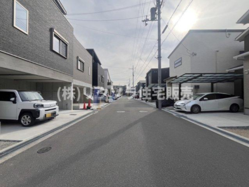 東中振一丁目　新築一戸建ての前面道路含む現地写真|■物件内覧・資金計画相談・住宅ローン相談、リフォーム相談、お問合せ受付中■
※当日・翌日のご内覧、ご相談はお電話でのお問合せがスムーズです！