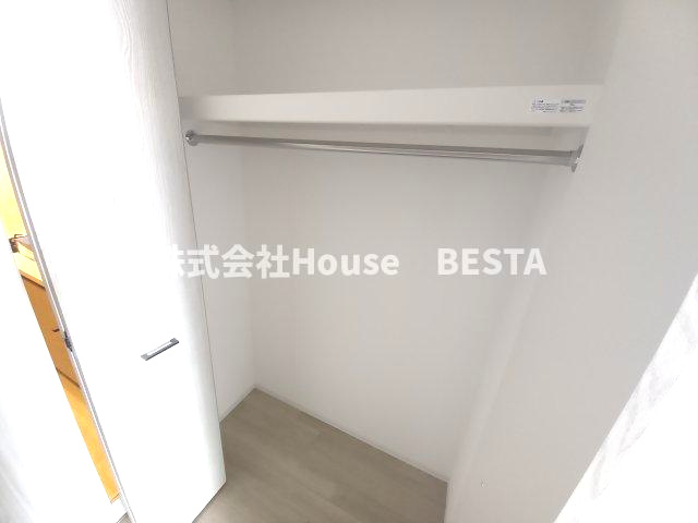 レジュールアッシュ神戸湊川公園の収納