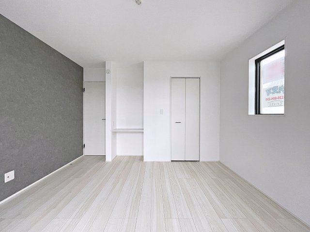 新築戸建・新築建売　郡山市富田町字前川原　富田小・富田中の洋室|自然光が長時間入る2面採光で明るく気持ちの良いプライベート空間です！