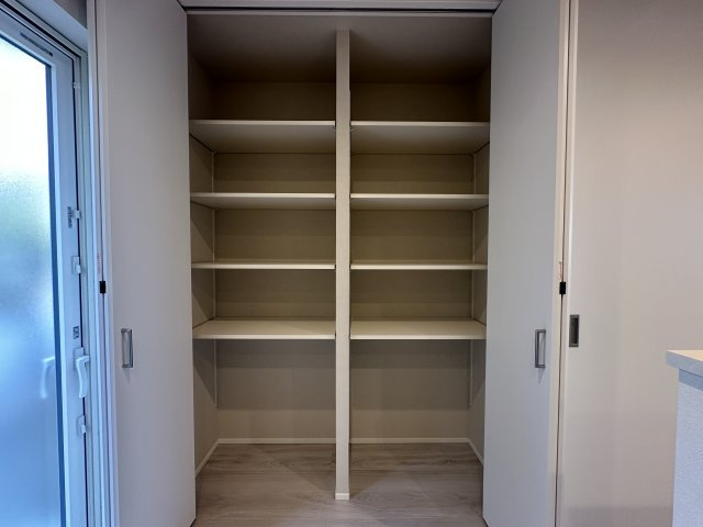 神戸市垂水区小束山2丁目新築戸建2号地の収納