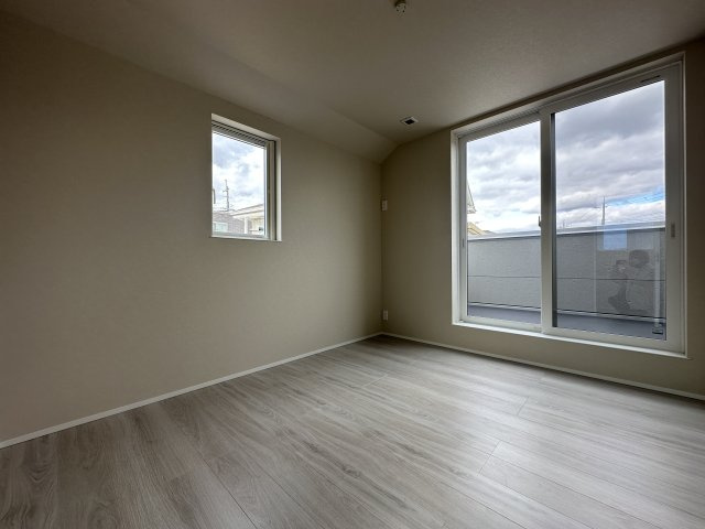 神戸市垂水区小束山2丁目新築戸建2号地の洋室