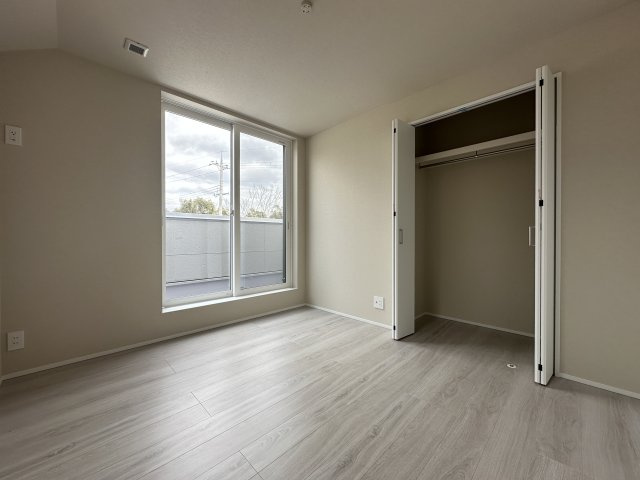 神戸市垂水区小束山2丁目新築戸建2号地の洋室