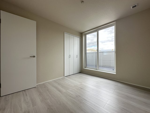 神戸市垂水区小束山2丁目新築戸建2号地の洋室