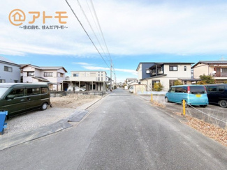 【前面道路含む現地写真】