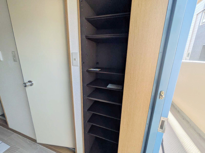 ロイヤルキャビン井坂の玄関