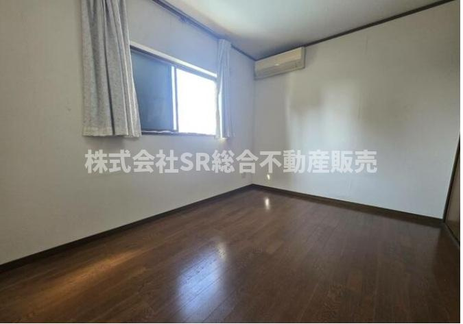 若江東町2丁目中古戸建の子供部屋|3F・洋室6帖。お子さんのいるうちは子供部屋に使ってはいかがでしょうか