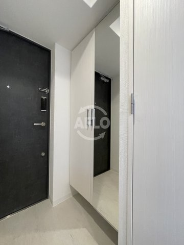 エスリード難波ザ・ブライトの内装|エスリード難波ザ・ブライト　姿鏡