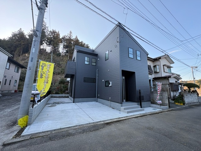 Livele Garden.S 日の出平井第10期　新築分譲住宅　全1棟　1号棟の前面道路含む現地写真