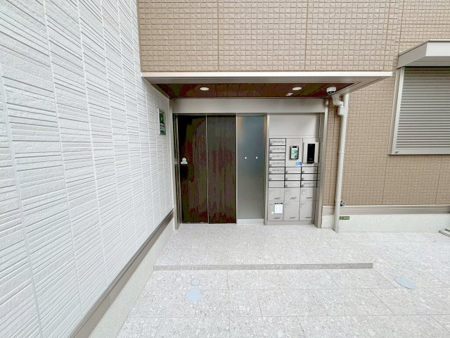 スペチアーレ小松のエントランス