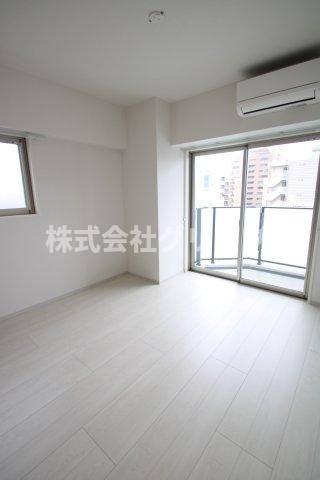 コンフォリア・リヴ関内の居間・リビング