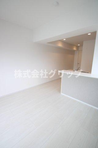 コンフォリア・リヴ関内の居間・リビング