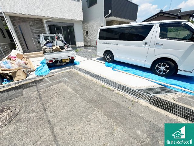 ★八幡市八幡園内　第2期　新築一戸建ての駐車場|2台分の駐車スペース有り！急な来客でも安心です！