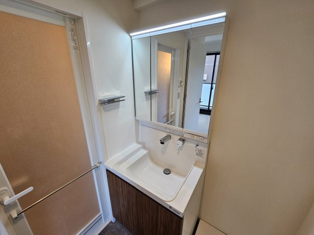 RA-ASHIYAの洗面所