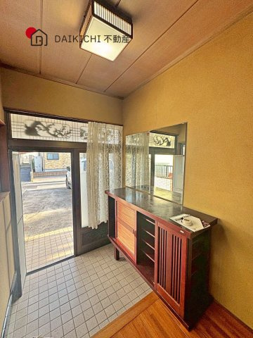 【玄関】 | 行田市佐間2丁目　中古戸建