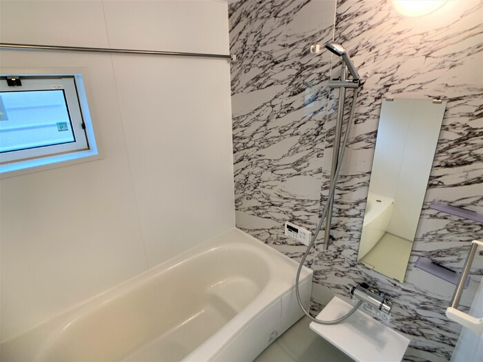 プライムヒル若松の浴室