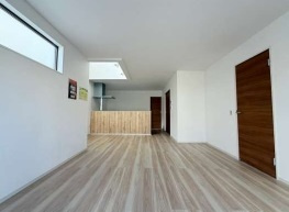 狭山市大字北入曽の新築一戸建の居間・リビング