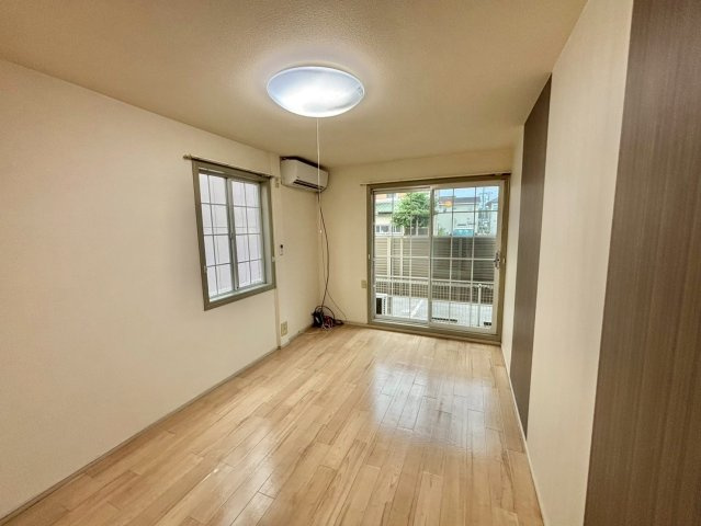 ソレイユ井ノ口の居間・リビング