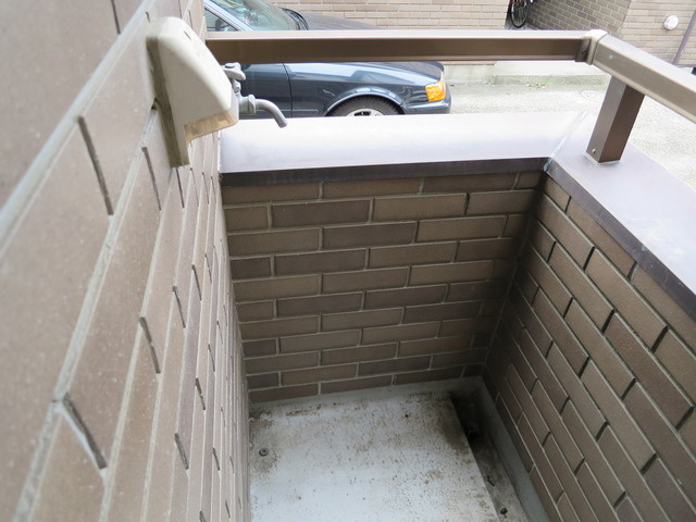 ウィーンハイツ　Ｂ棟のその他|洗濯機置き場です♪