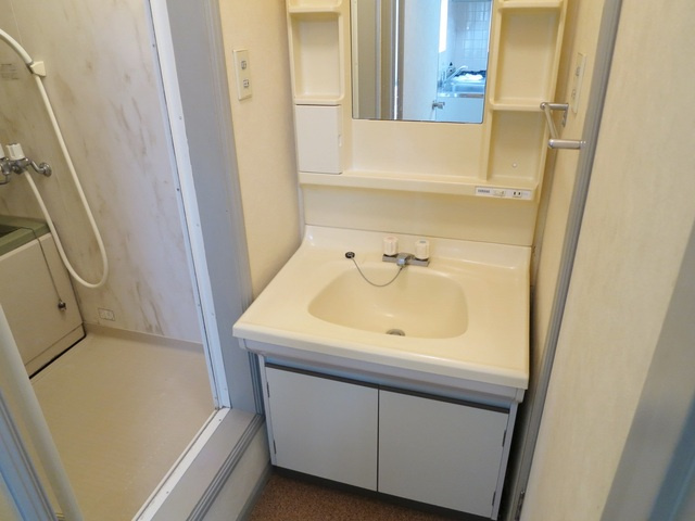 ウィーンハイツ　Ｂ棟の洗面所|洗面台独立♪