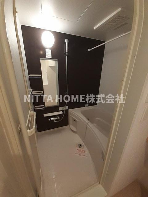 ラポール　Ｂの浴室|スタイリッシュなバスルームです☆