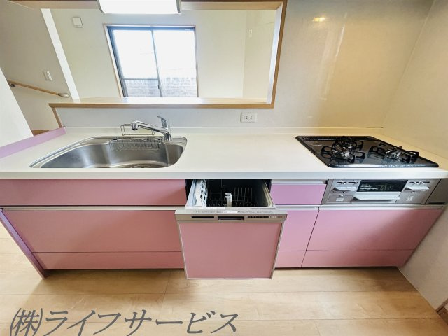 【キッチン】 | 田川３丁目中古戸建 | システムキッチン／食器洗浄乾燥機付！