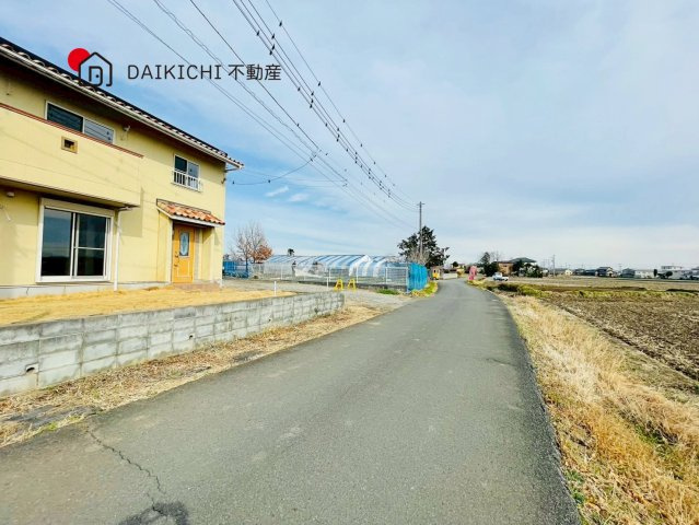 【前面道路含む現地写真】 | 比企郡川島町大字飯島　中古戸建