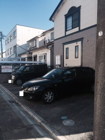 ＮＯＶＡ（　ノバ　）の駐車場