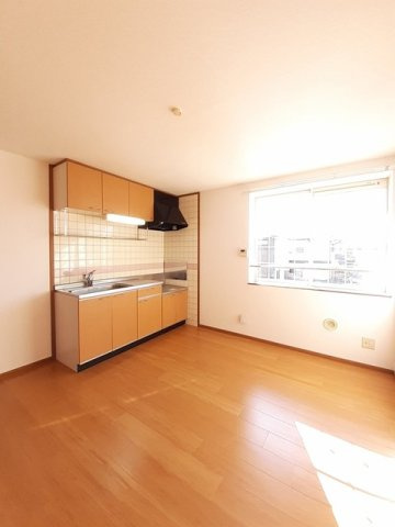 ハッピースクエアー　Ⅲのキッチン|お料理しやすいキッチンです