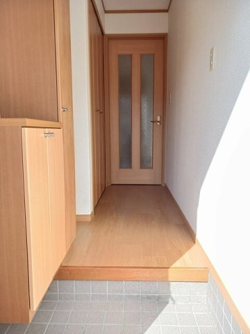 メゾン　リヴァージュの玄関|玄関です